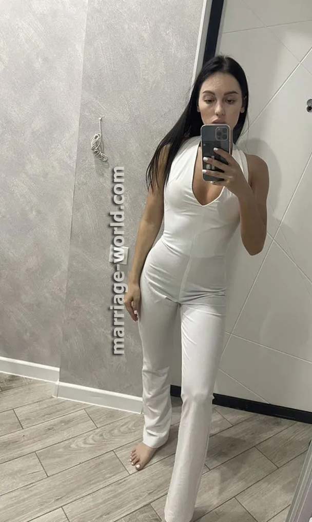 w352b