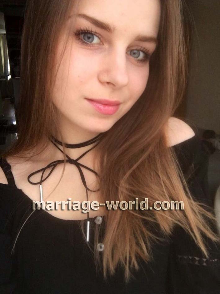 w555